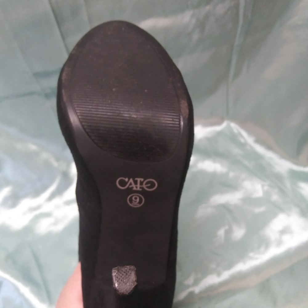 Size 9 cato brand rose shoes